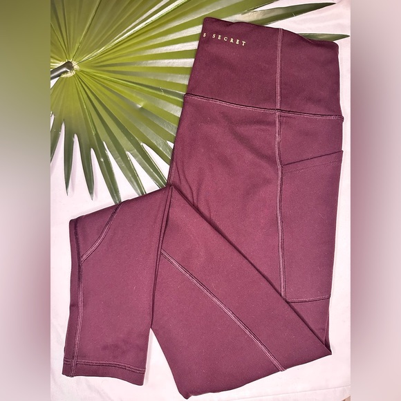 Victoria's Secret Pants - Victoria’s Secret Leggings With Deep Pockets
